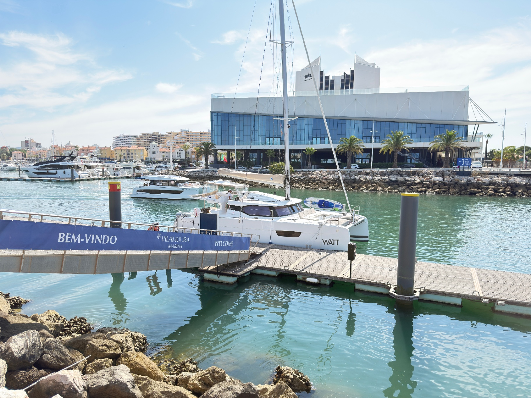 WATT à chegada à marina de Vilamoura